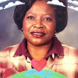 Meet your Posher, Evelyn